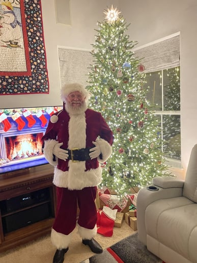 Gallery photo 5 of Santa Wayne