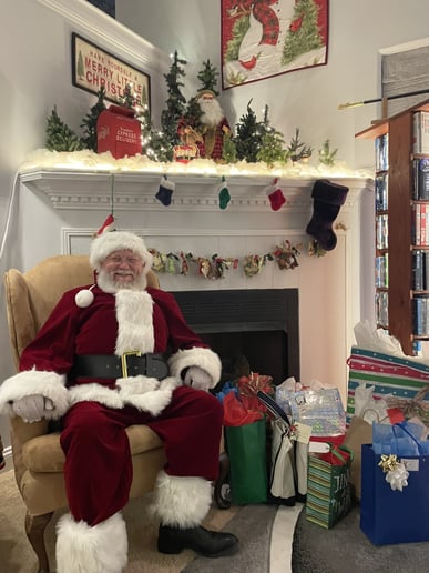 Gallery photo 7 of Santa Wayne
