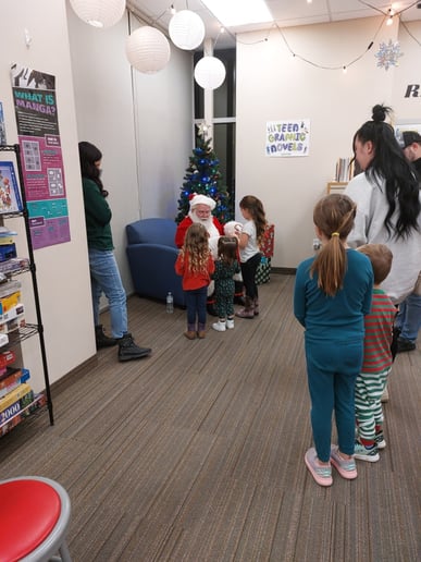 Gallery photo 1 of Santa Wayne