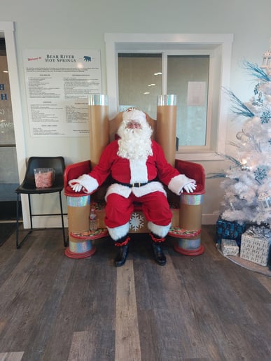 Gallery photo 2 of Santa Wayne