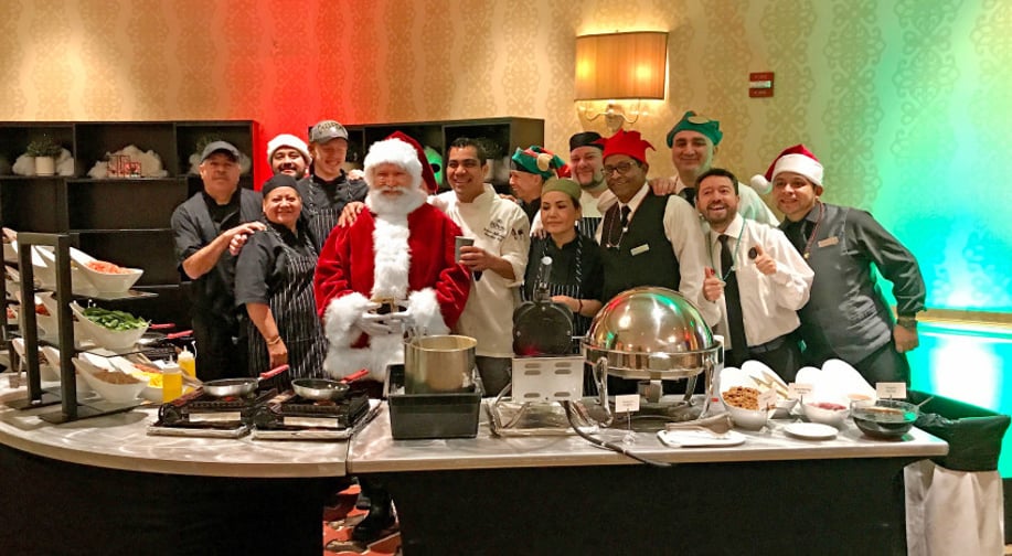 Gallery photo 3 of Santa Wayne