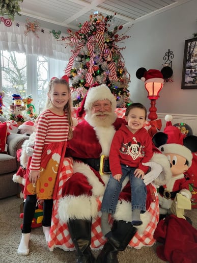 Gallery photo 13 of Santa Wayne
