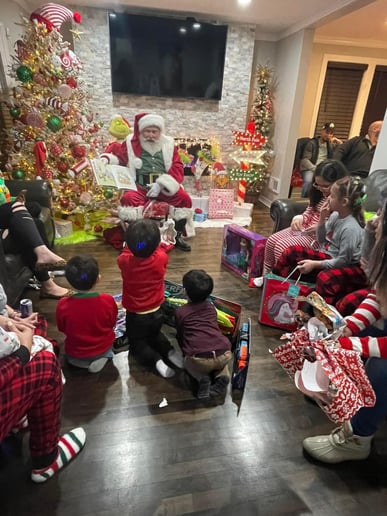Gallery photo 27 of Santa Wayne