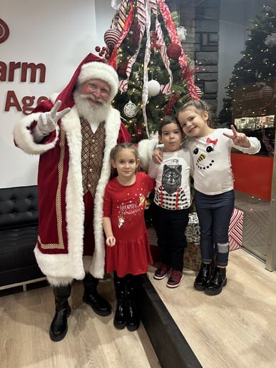 Gallery photo 33 of Santa Wayne