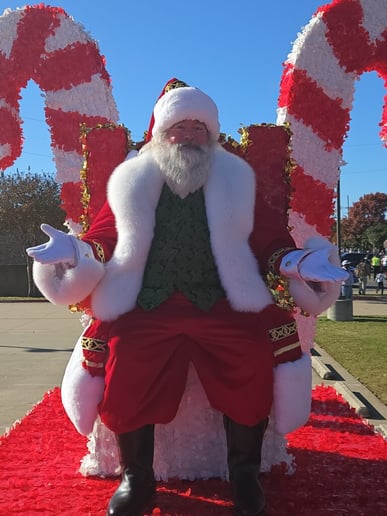 Gallery photo 4 of Santa Wes