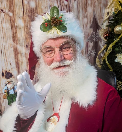 Gallery photo 14 of Santa Larry