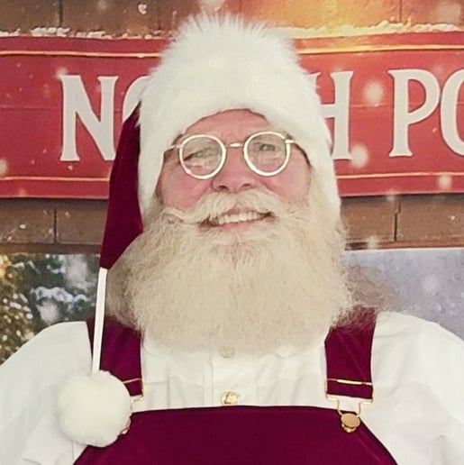 Gallery photo 5 of Santa Winston