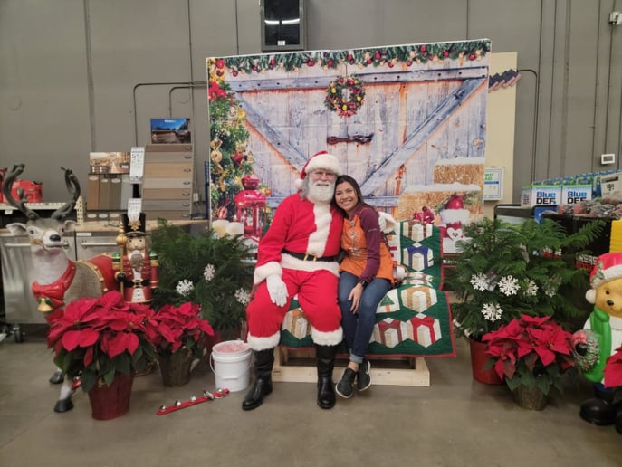 Gallery photo 11 of Santa Winston