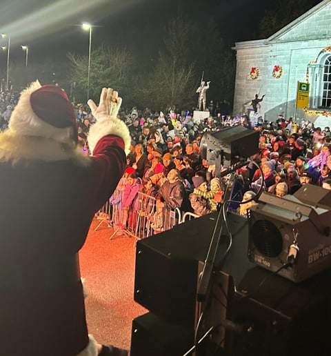 Gallery photo 2 of Santa Winston