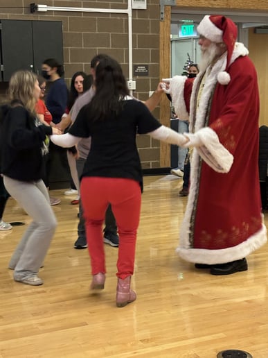 Gallery photo 8 of Santa Zed