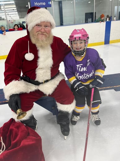 Gallery photo 9 of Santa Shawn