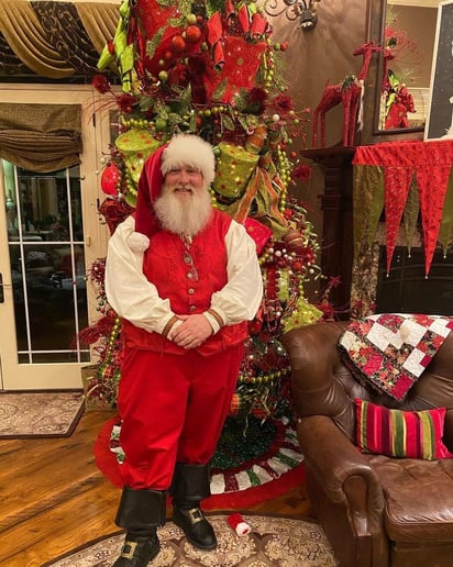 Gallery photo 2 of Santa Claus Kentucky