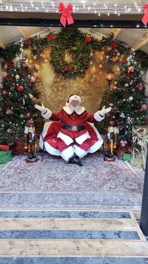 Gallery photo 3 of Santa Dave Hastings