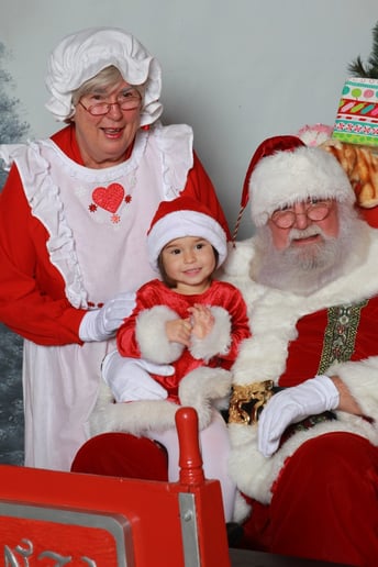 Gallery photo 6 of Santa George