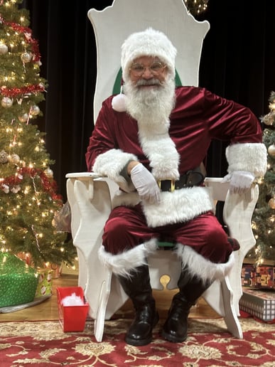 Gallery photo 4 of SantaKerryKringle