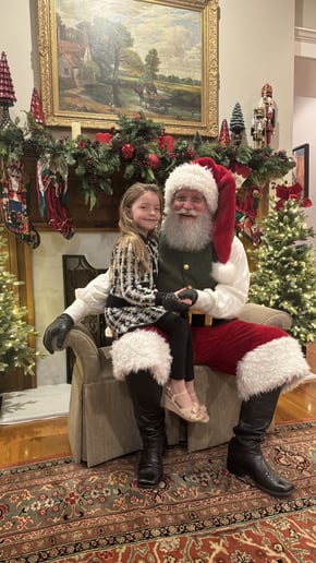 Gallery photo 7 of Santa Kris Kringle