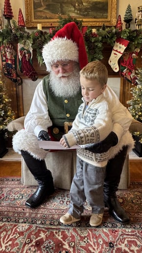 Gallery photo 1 of Santa Kris Kringle