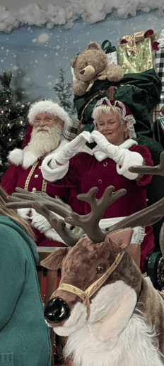 Gallery photo 2 of Santa Nic and Mrs.Claus