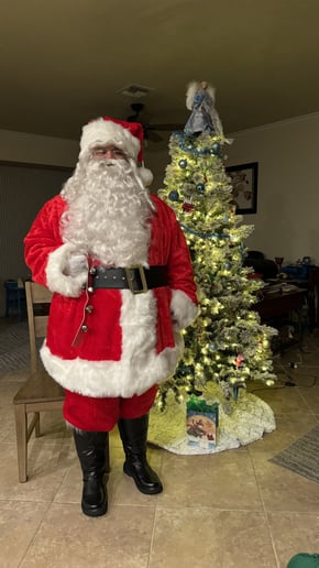 Gallery photo 2 of Santa's Helper Scott