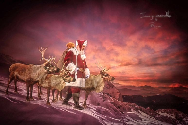Gallery photo 1 of Santa's Magical Visit