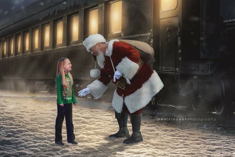 Gallery photo 2 of Santa's Magical Visit