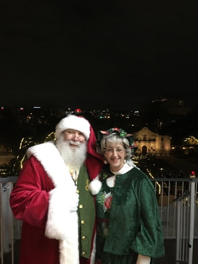 Gallery photo 2 of The Alamo Santa (Santa Tom)