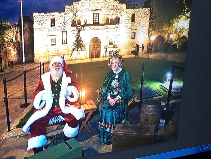 Gallery photo 4 of The Alamo Santa (Santa Tom)