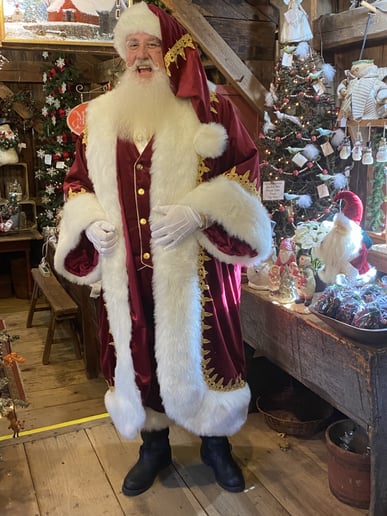 Gallery photo 1 of SantaTony