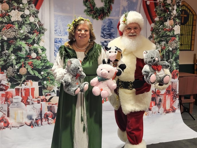 Gallery photo 33 of SantaWNC aka Santa Joe!