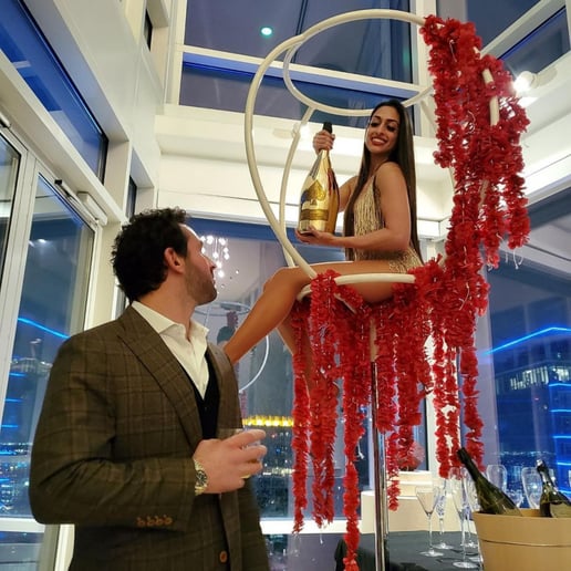 Gallery photo 19 of Sanya Ismail - Aerialist