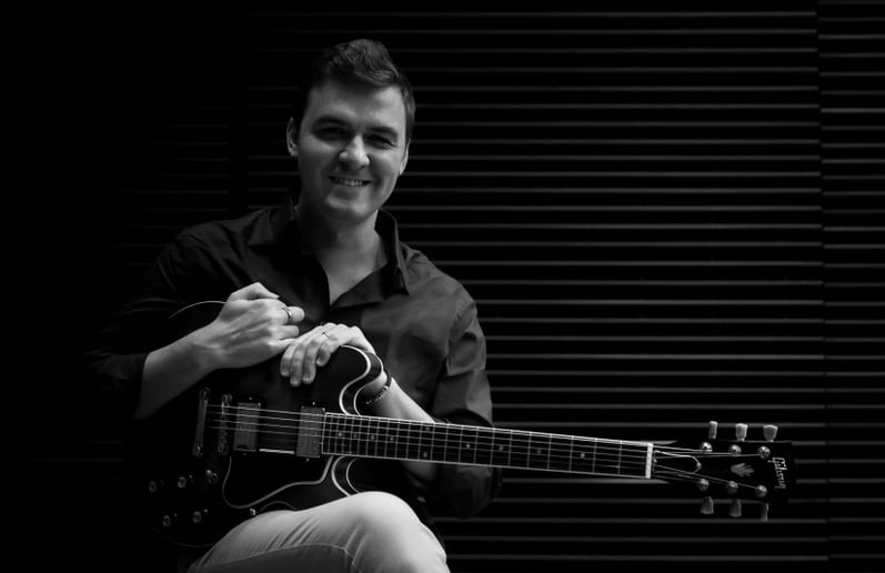 Gallery photo 1 of Kenny Reichert - Jazz Guitarist