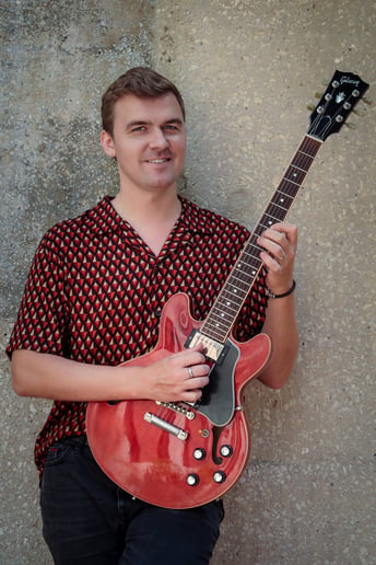 Gallery photo 3 of Kenny Reichert - Jazz Guitarist