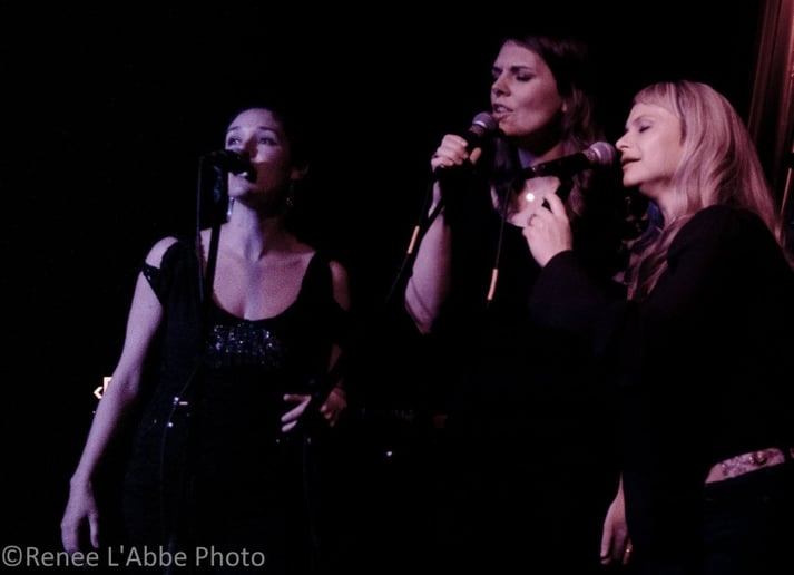 Gallery photo 3 of Sara Azriel Music