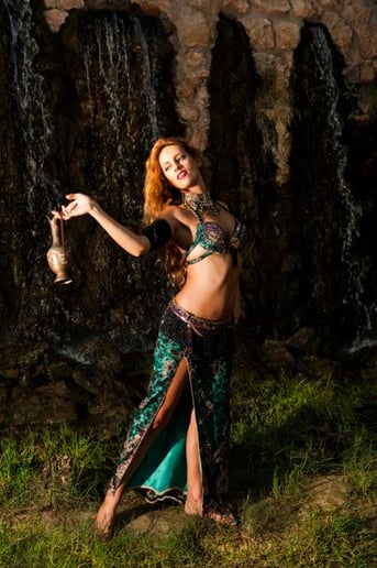 Gallery photo 2 of Sara Guirado, Belly Dancer