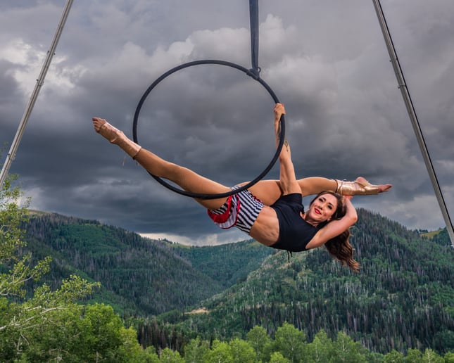 Gallery photo 10 of Sarah “Bliss” Aerialist