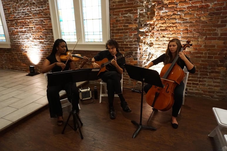 Gallery photo 7 of Sarah Stoloff, Cellist