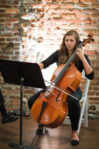 Gallery photo 1 of Sarah Stoloff, Cellist