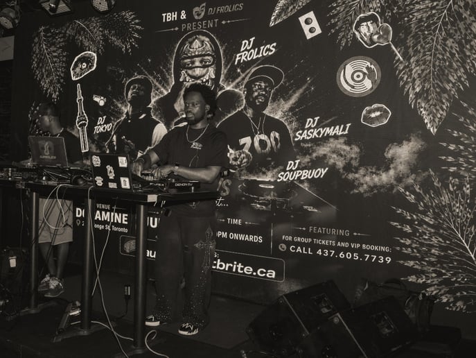 Gallery photo 5 of Sasky Mali Music