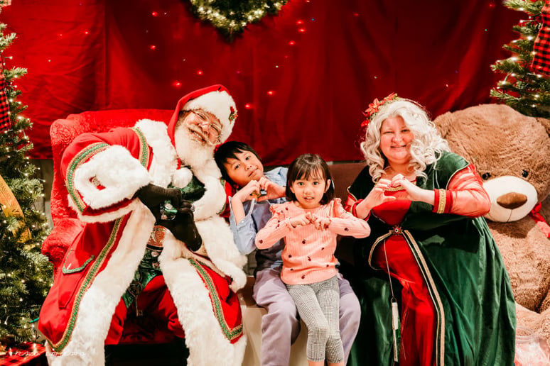 Gallery photo 1 of Saunders Claus