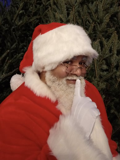 Gallery photo 8 of Saunders Claus