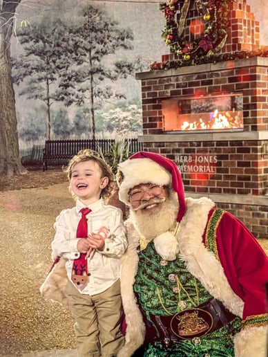 Gallery photo 5 of Saunders Claus