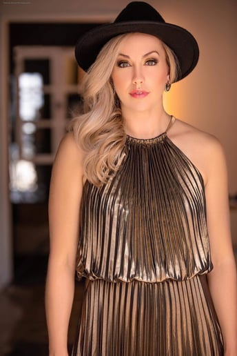 Gallery photo 4 of Savannah Smith