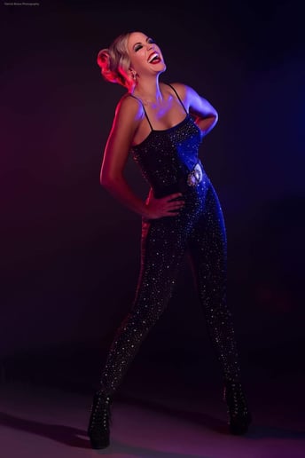 Gallery photo 9 of Savannah Smith