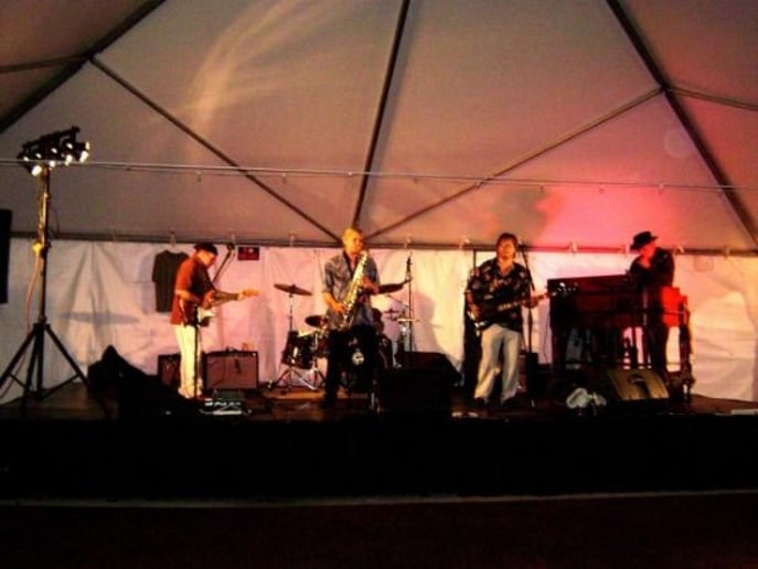 Gallery photo 2 of Sax Attack