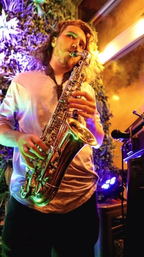 Gallery photo 5 of Sax in the City