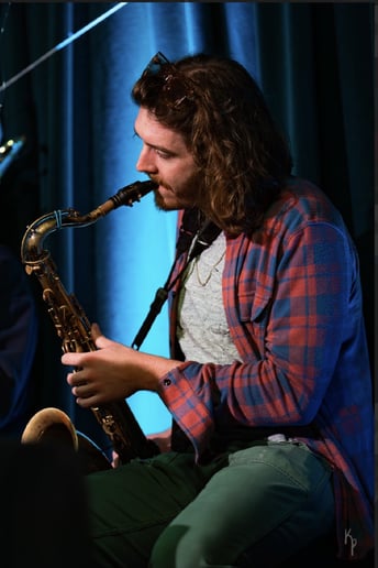 Gallery photo 2 of Sax in the City
