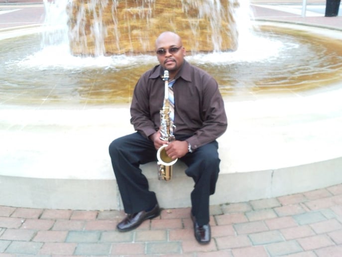 Gallery photo 3 of Sax Man - Columbus