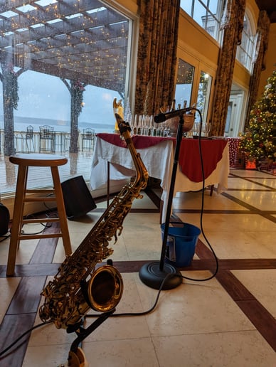 Gallery photo 7 of Sax Man - Columbus