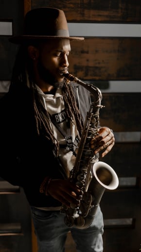 Gallery photo 11 of Sax Ministry