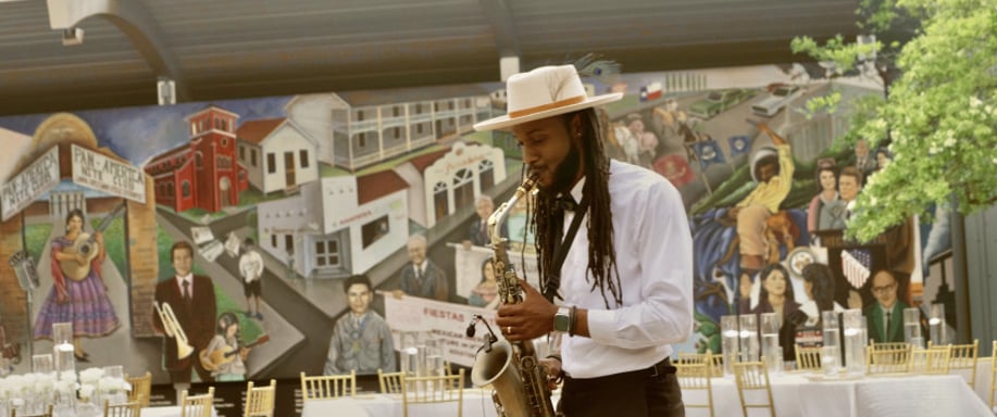 Gallery photo 10 of Sax Ministry